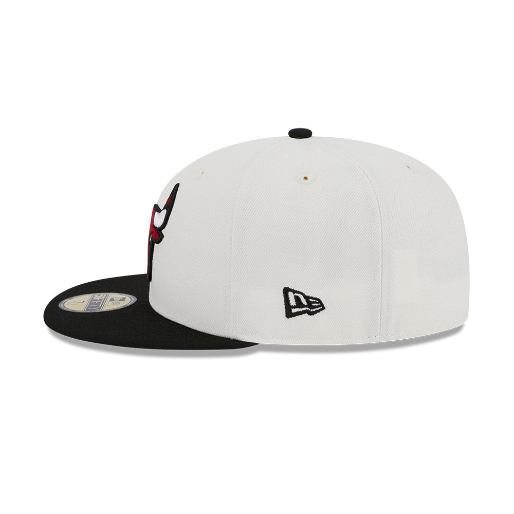 59FIFTY Retro Collection シカゴ・ブルズ クロームホワイト グレーアンダーバイザー