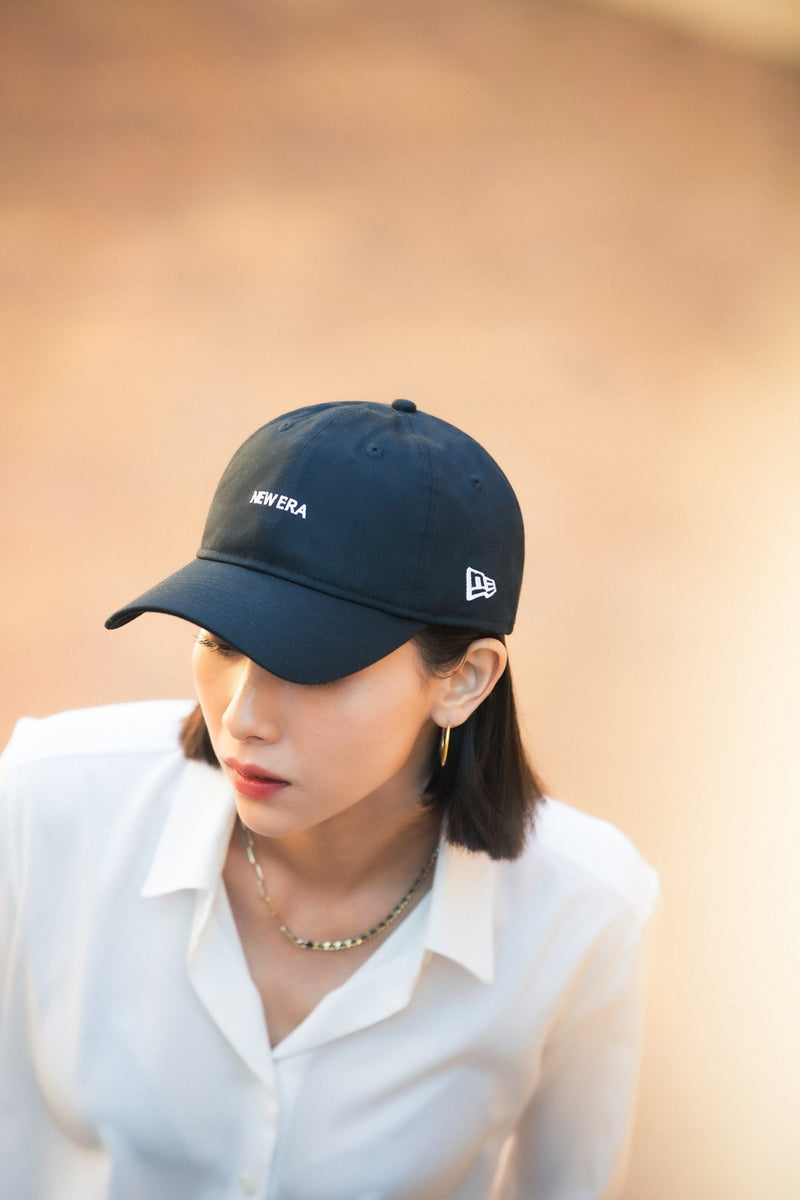 9THIRTY クロスストラップ NEW ERA ミニロゴ ノンウォッシュコットン ブラック × ホワイト