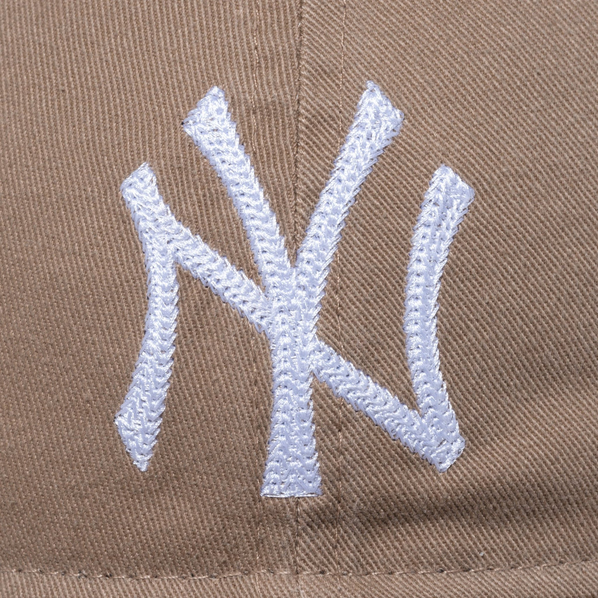 9TWENTY MLB Chain Stitch チェーンステッチ ニューヨーク・ヤンキース カーキ