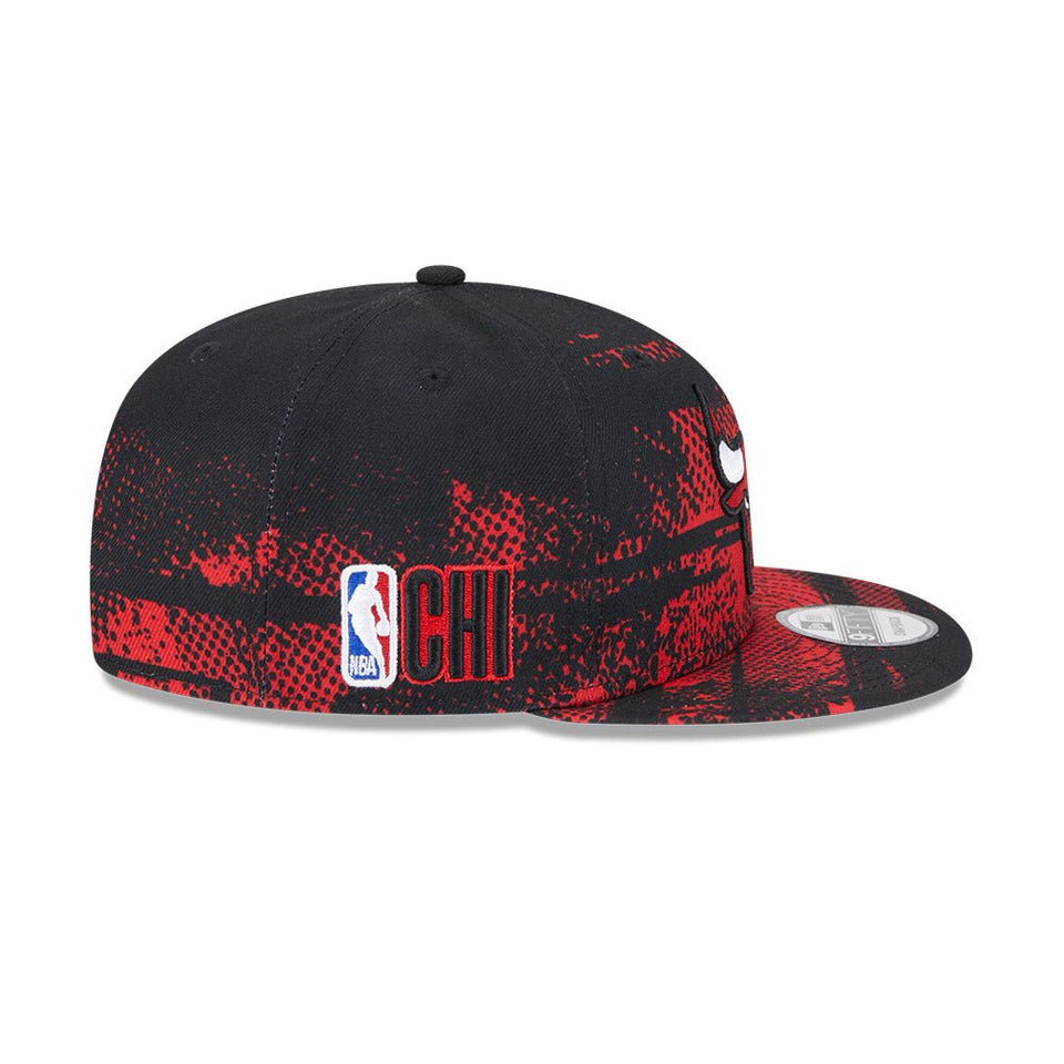 9FIFTY NBA Tip Off 2024 シカゴ・ブルズ ブラック × レッド | ニューエラオンラインストア