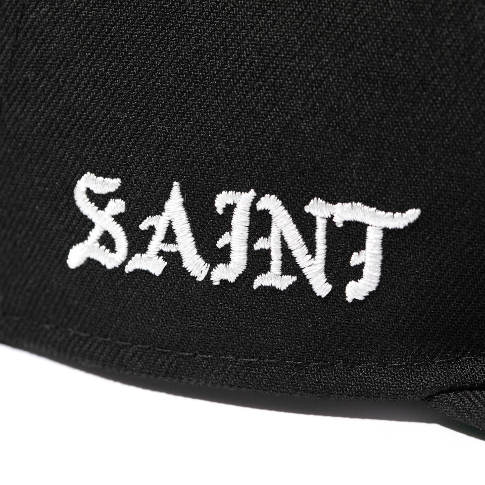 RC 9FIFTY ©SAINT Mxxxxxx ブラック - 14200565-OSFM | NEW ERA ニューエラ公式オンラインストア