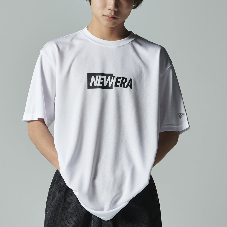 半袖 テック Tシャツ Split Logo ホワイト【 Performance Apparel 】 - 14121953-S | NEW ERA ニューエラ公式オンラインストア