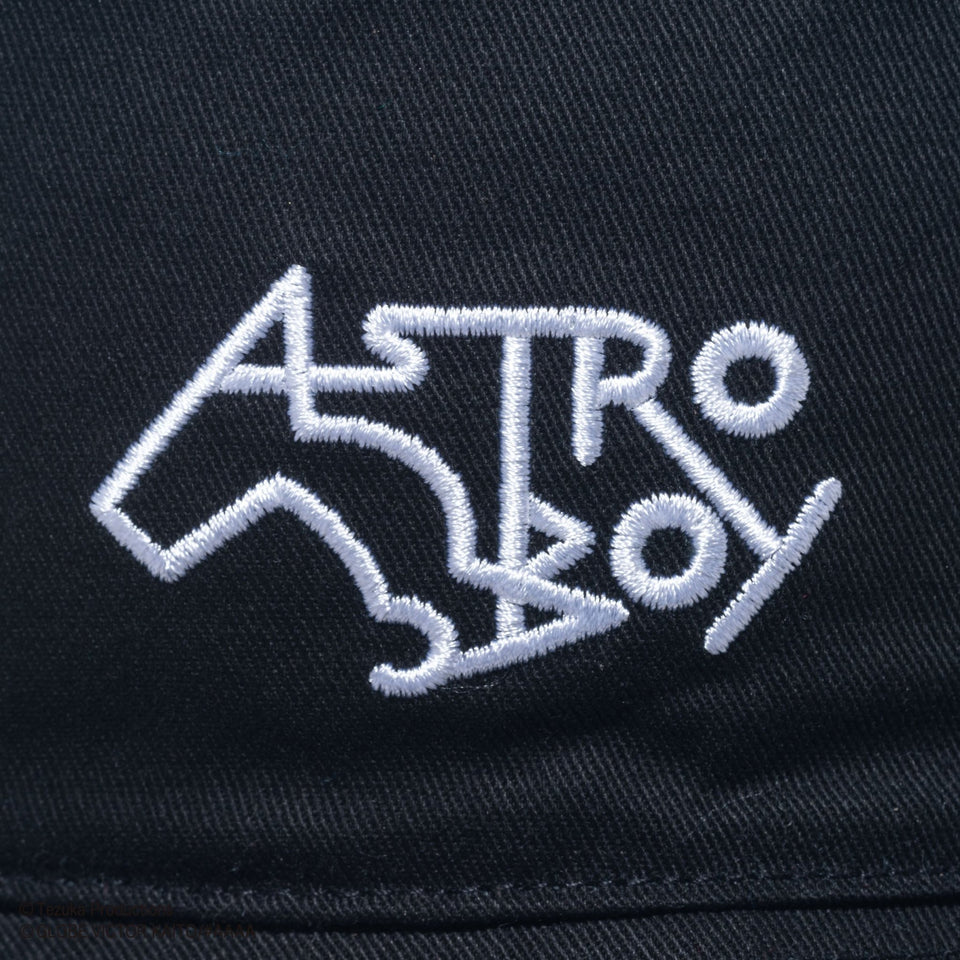 バケット01 リバーシブル NEXT ATOM for the future Produced by #AAAA ASTROBOY ブラック / オールオーバープリント - 13773549-SM | NEW ERA ニューエラ公式オンラインストア