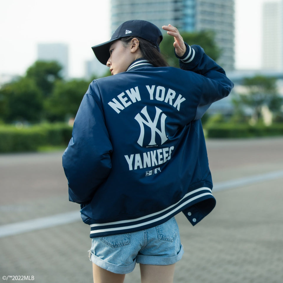 ニューエラ ヤンキース ナイロンバーシティジャケット XL スタジャン ロゴ肩先から袖口までの長さ
