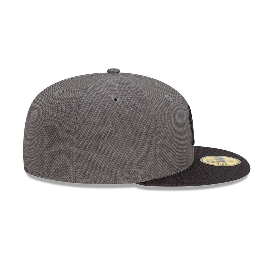 59FIFTY Diamond Era Storm 2-Tone ニューヨーク・ヤンキース グラファイト グレーアンダーバイザー - 13518096-700 | NEW ERA ニューエラ公式オンラインストア