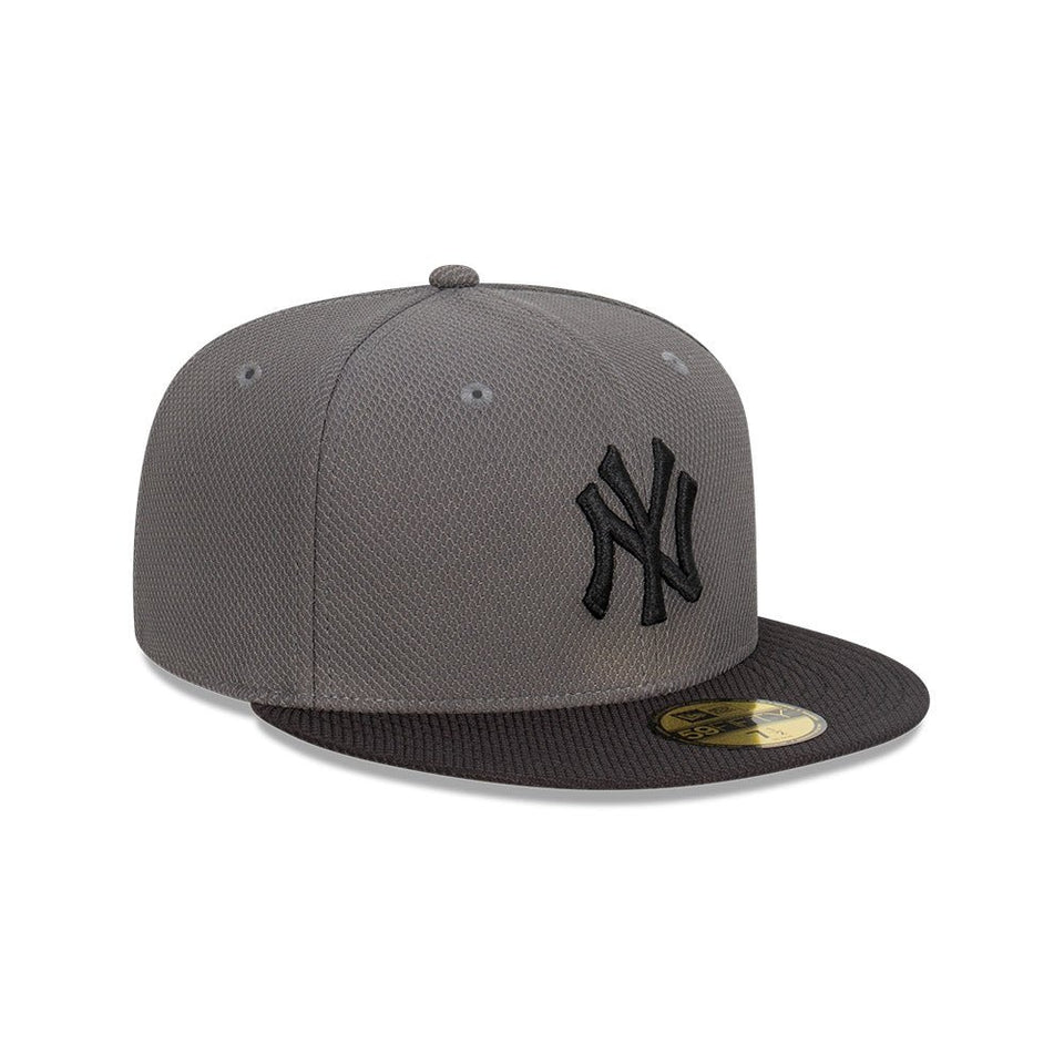 59FIFTY Diamond Era Storm 2-Tone ニューヨーク・ヤンキース グラファイト グレーアンダーバイザー - 13518096-700 | NEW ERA ニューエラ公式オンラインストア