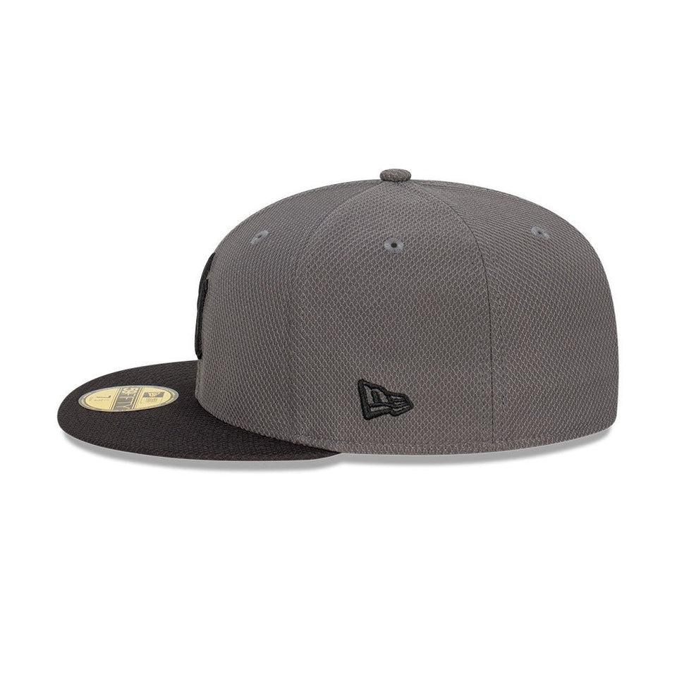 59FIFTY Diamond Era Storm 2-Tone ニューヨーク・ヤンキース グラファイト グレーアンダーバイザー - 13518096-700 | NEW ERA ニューエラ公式オンラインストア