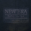 59FIFTY Metal Flag Logo ブラック × ブラック ゴールドフラッグ - 13807633-700 | NEW ERA ニューエラ公式オンラインストア