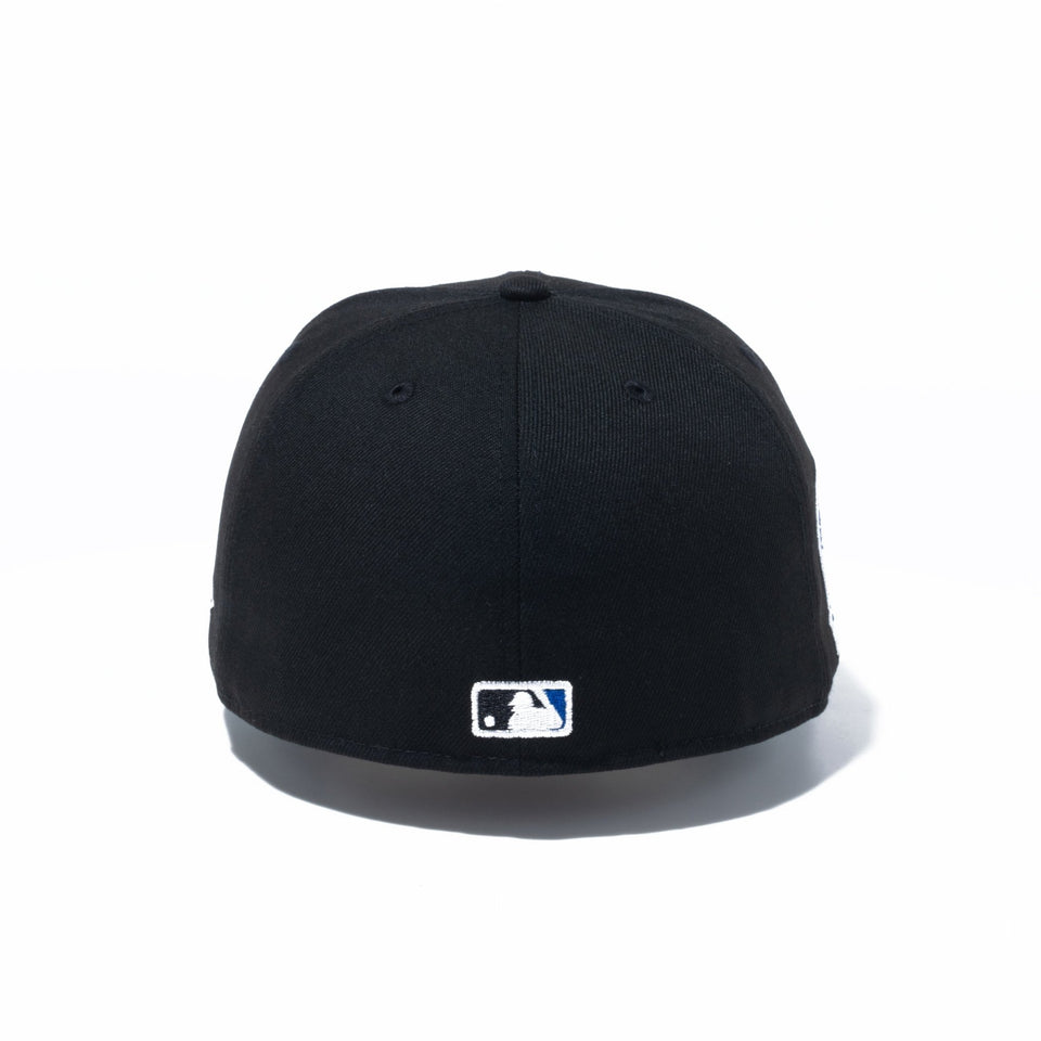 59FIFTY Metallic Logo トロント・ブルージェイズ ブラック ケリーグリーンアンダーバイザー - 13534735-700 | NEW ERA ニューエラ公式オンラインストア