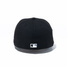 59FIFTY Metallic Logo トロント・ブルージェイズ ブラック ケリーグリーンアンダーバイザー - 13534735-700 | NEW ERA ニューエラ公式オンラインストア