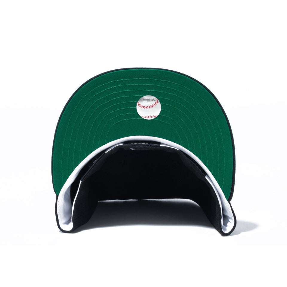 59FIFTY Metallic Logo ニューヨーク・ヤンキース ブラック ケリーグリーンアンダーバイザー - 13534742-700 | NEW ERA ニューエラ公式オンラインストア