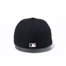 59FIFTY Metallic Logo アトランタ・ブレーブス ブラック ケリーグリーンアンダーバイザー - 13534750-700 | NEW ERA ニューエラ公式オンラインストア