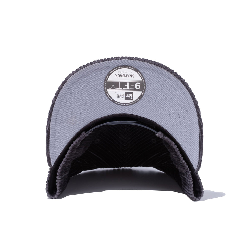 9FIFTY 読売ジャイアンツ コーデュロイ グレー - 12884782-SM | NEW ERA ニューエラ公式オンラインストア