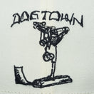 9FIFTY DOG TOWN ドッグタウン ロゴ クロームホワイト ブラックバイザー - 13772609-SM | NEW ERA ニューエラ公式オンラインストア