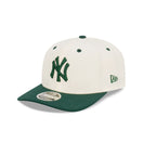 9FIFTY Original Fit Chrome & Green Visor ニューヨーク・ヤンキース クロームホワイト × ダークグリーン - 13366403-SM | NEW ERA ニューエラ公式オンラインストア