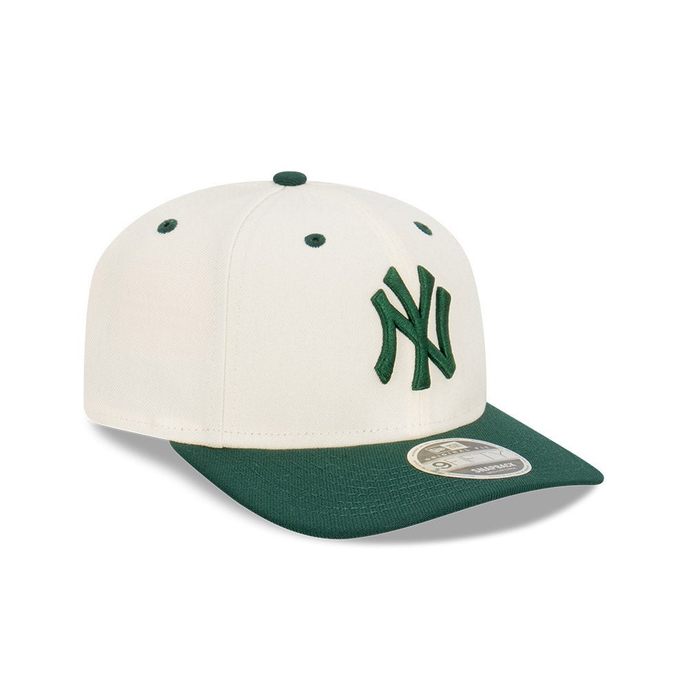 9FIFTY Original Fit Chrome & Green Visor ニューヨーク・ヤンキース クロームホワイト × ダークグリーン