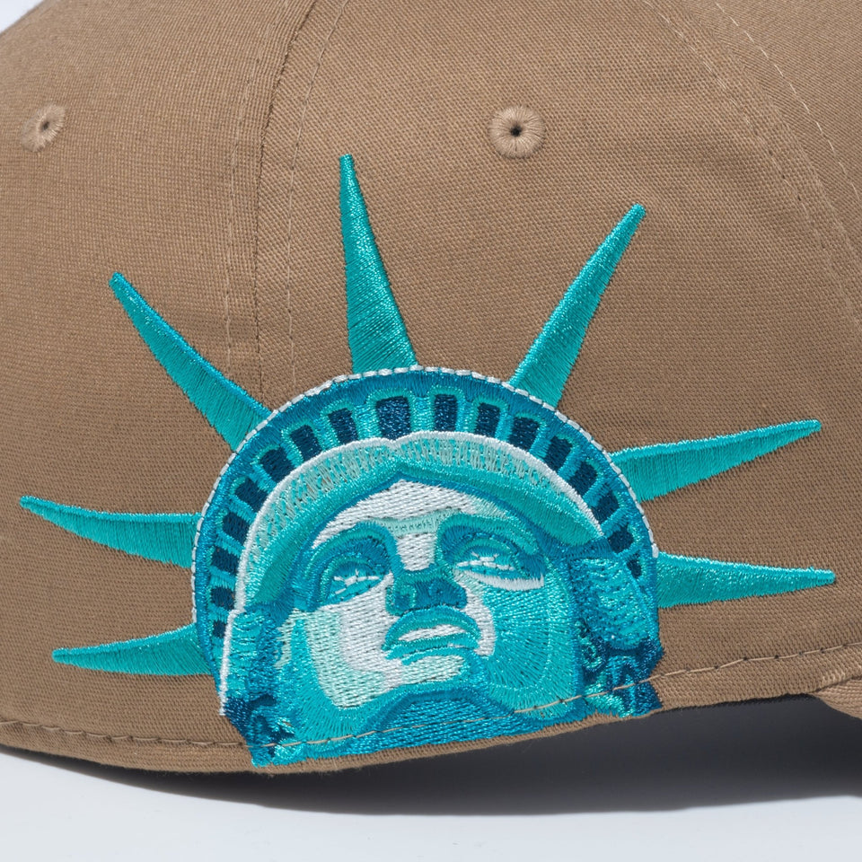 9FIFTY ストレッチスナップ Statue of liberty ニューヨーク・ジェッツ カーキ - 13740180-SM | NEW ERA ニューエラ公式オンラインストア