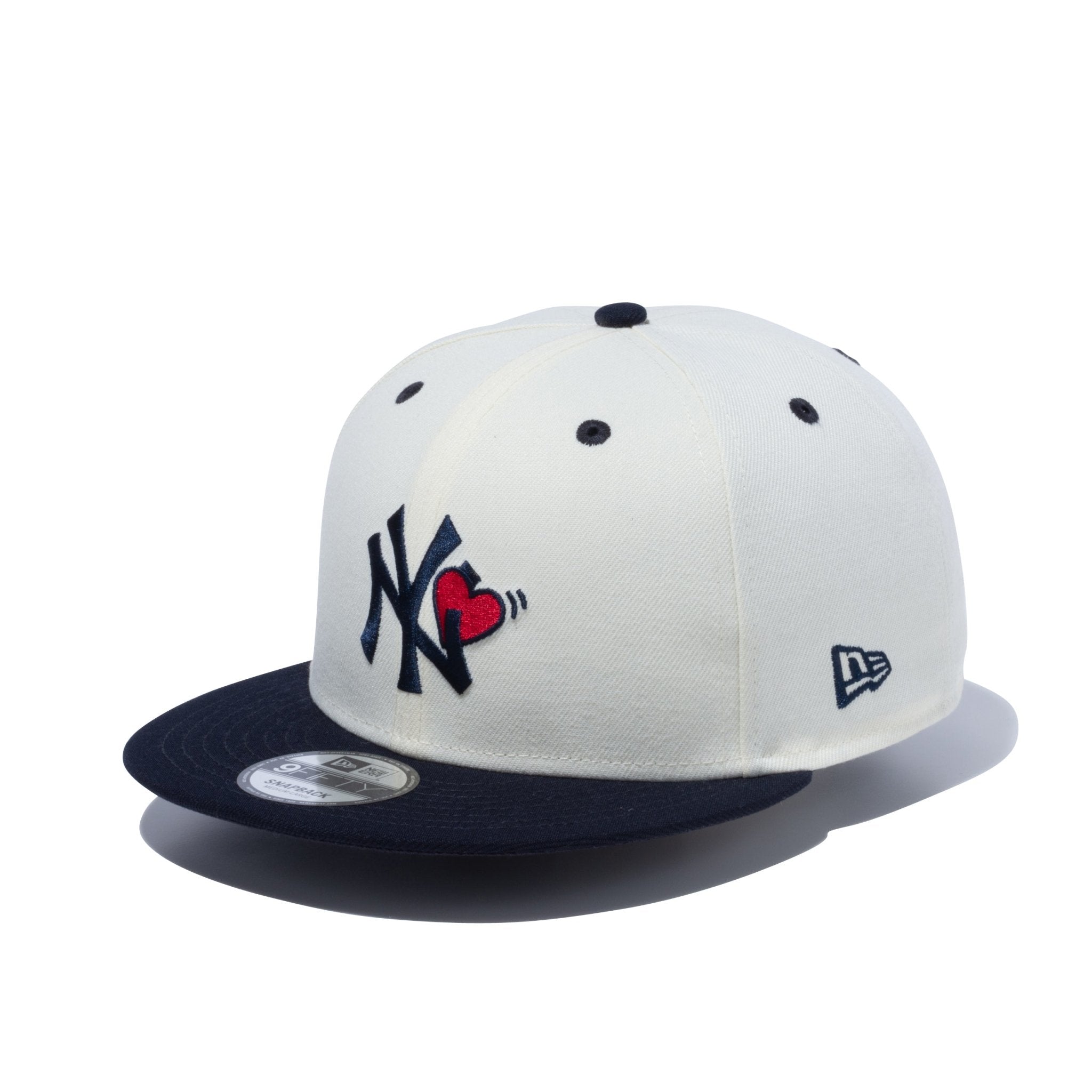 9FIFTY With Heart ニューヨーク・ヤンキース クロームホワイト ネイビーバイザー