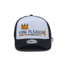 9FORTY A-Frame JEAN MICHEL BASQUIAT ジャン=ミシェル・バスキア KING PLEASURE ホワイト/ブラック - 13772631-OSFM | NEW ERA ニューエラ公式オンラインストア