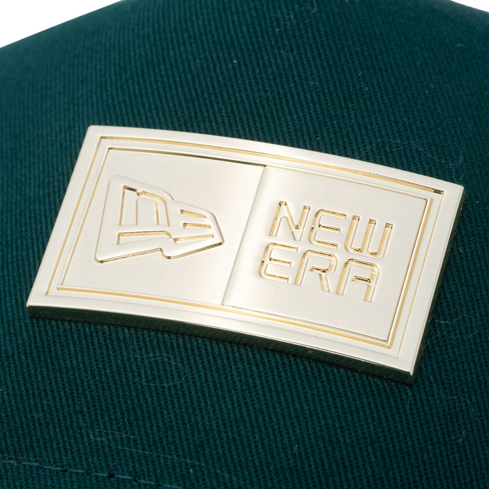 【ゴルフ】 9FORTY A-Frame トラッカー Metal Box Logo メタルプレート ダークグリーン × ゴールドメタルプレート - 13517935-OSFM | NEW ERA ニューエラ公式オンラインストア