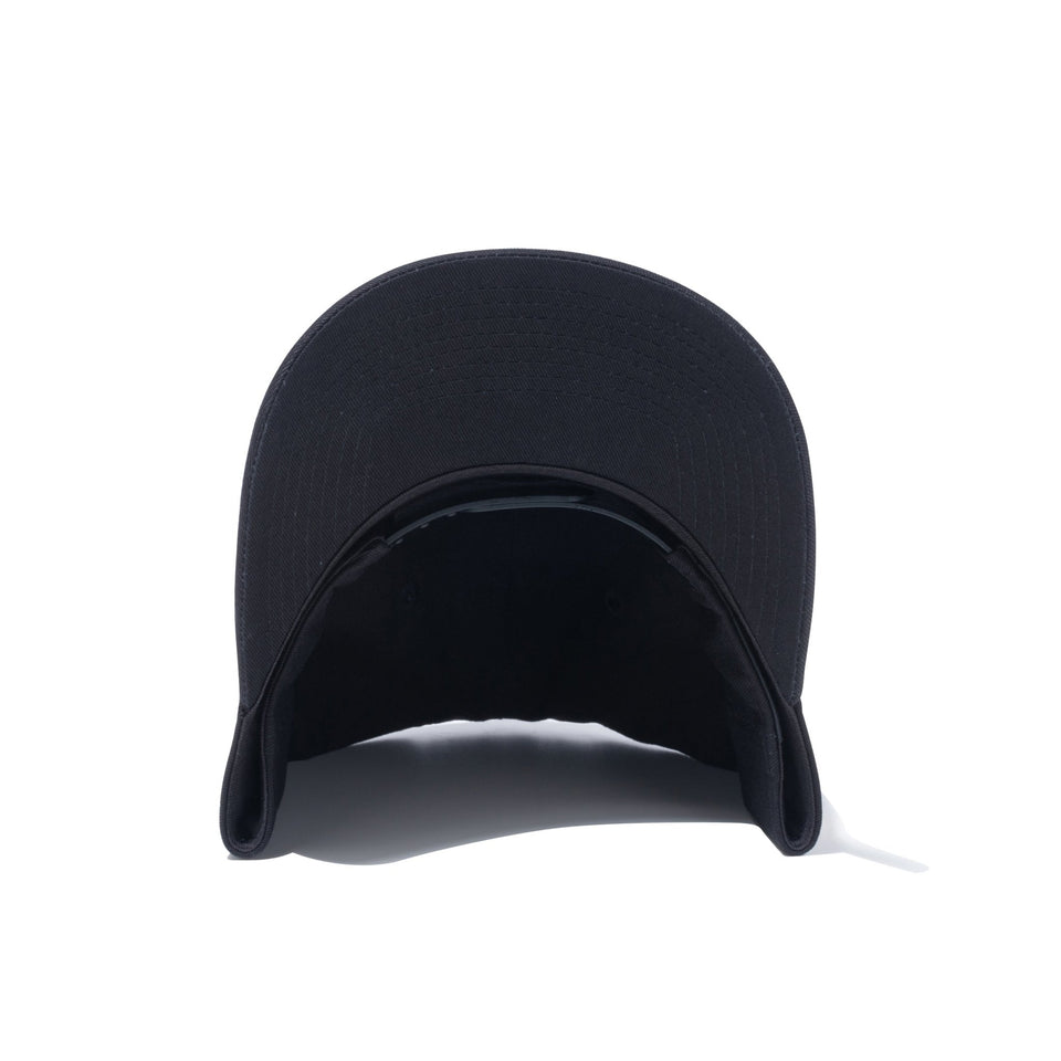 9FORTY A-Frame Metal Flag Logo メタルフラッグロゴ ブラック ゴールドメタルピン - 13750644-OSFM | NEW ERA ニューエラ公式オンラインストア