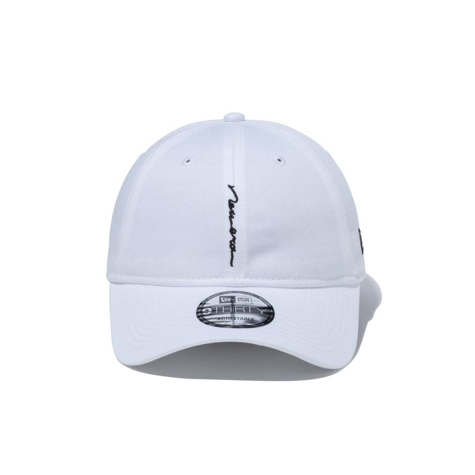 9THIRTY Vertical Logo バーチカルロゴ ホワイト - 13515975-OSFM | NEW ERA ニューエラ公式オンラインストア