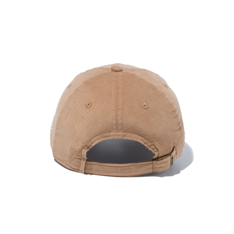 9TWENTY Micro Corduroy マイクロコーデュロイ アーチロゴ Mベージュ - 13750680-OSFM | NEW ERA ニューエラ公式オンラインストア