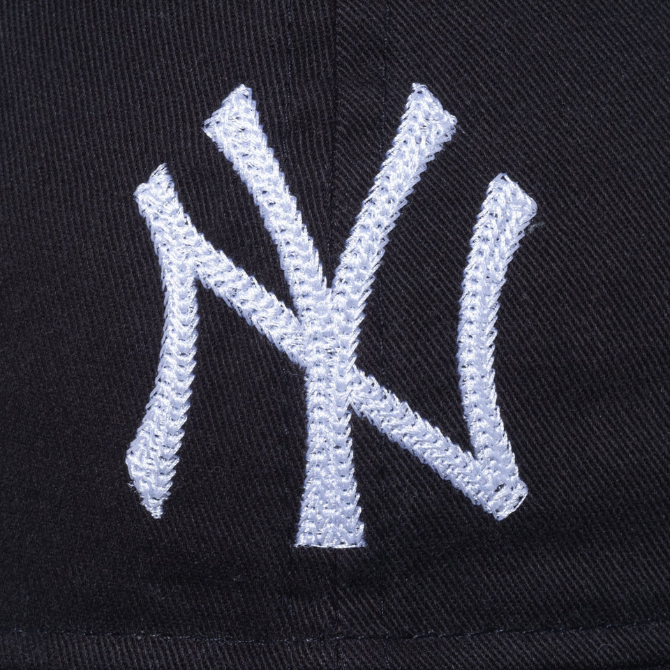 9TWENTY MLB Chain Stitch チェーンステッチ ニューヨーク・ヤンキース ブラック - 13328441-OSFM | NEW ERA ニューエラ公式オンラインストア