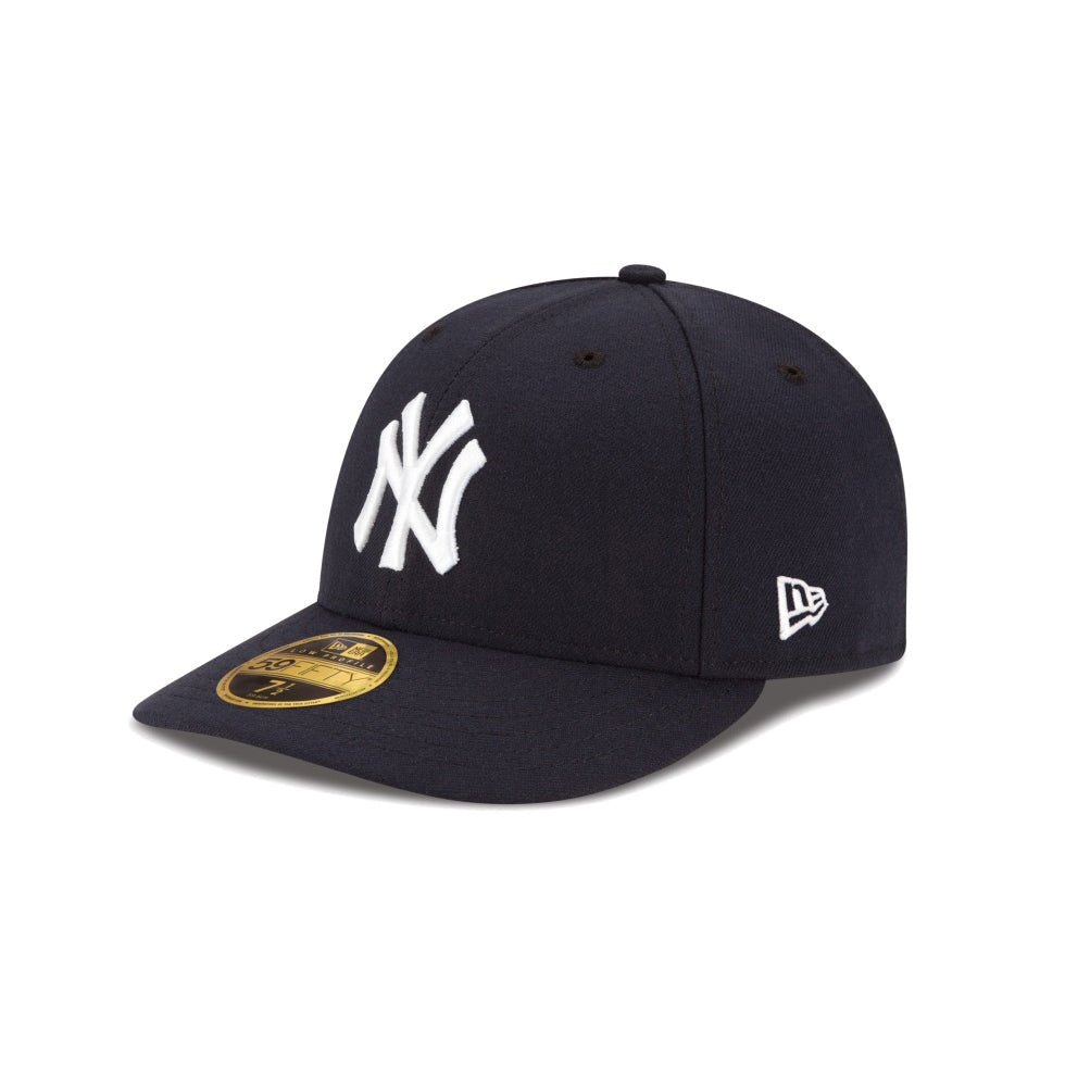 US限定】 NEWERA ヤンキース キャップ レッド 赤 71/2 新品 - 帽子