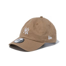 カジュアルクラシック MLB Casual Classic ニューヨーク・ヤンキース ミッドロゴ カーキ × スノーホワイト - 13515755-OSFM | NEW ERA ニューエラ公式オンラインストア