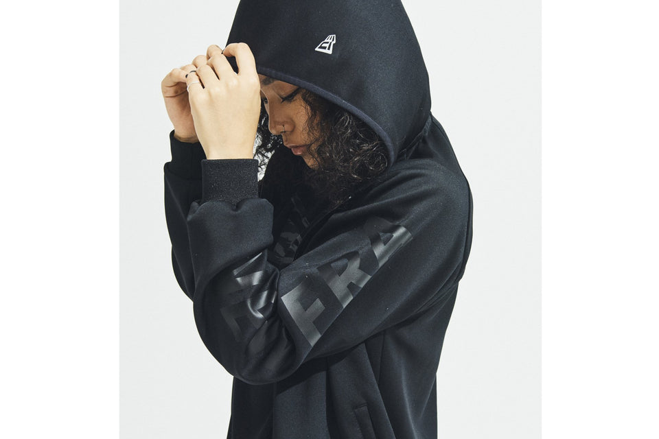 【 Performance Apparel 】 ウォームアップジャケット ブラック × ブラック - 11597601-XS | NEW ERA ニューエラ公式オンラインストア