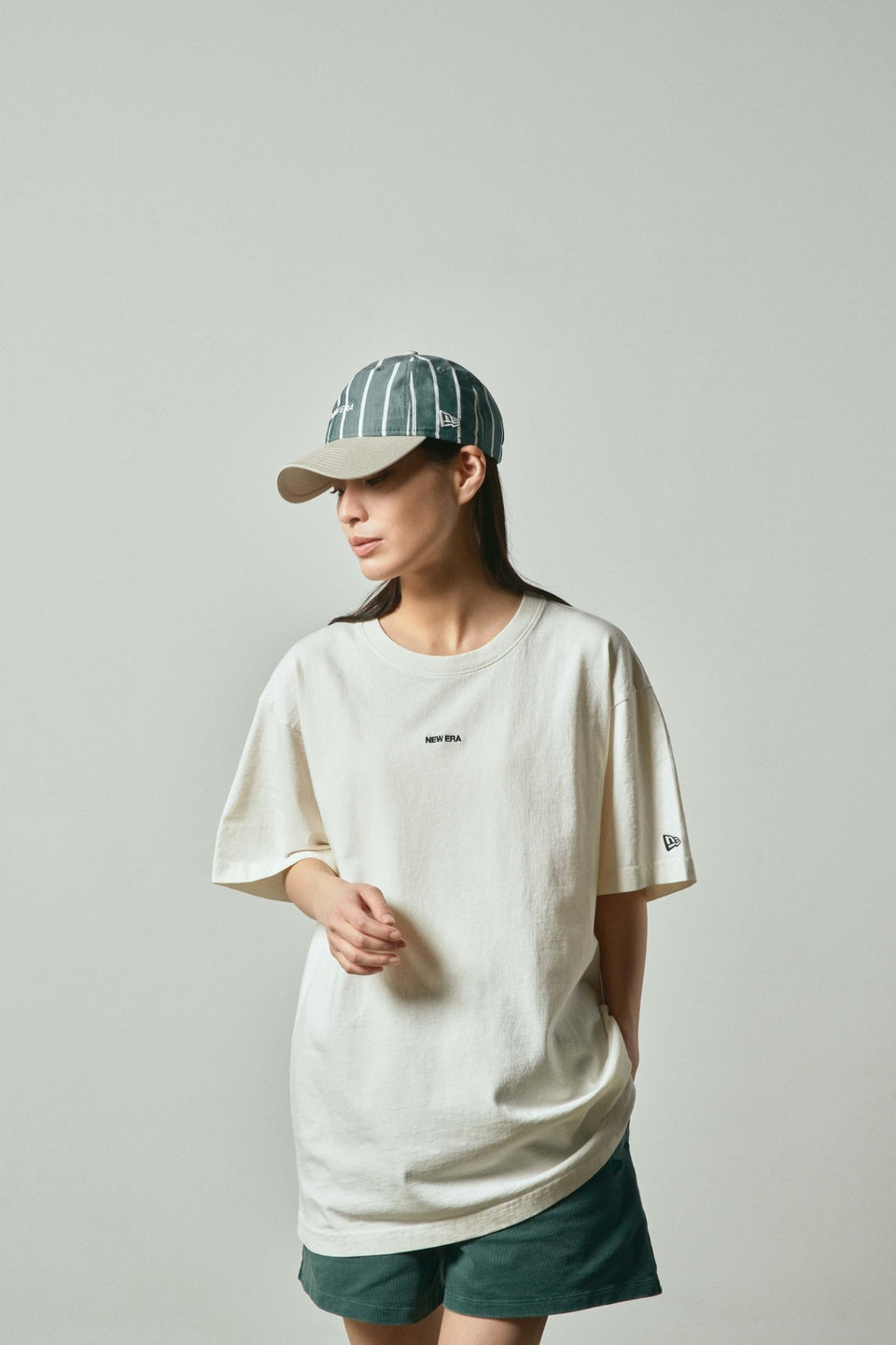 半袖 エコサイクル コットン Tシャツ BLACK LABEL SS23 NEW ERA オフホワイト - 13516342-S | NEW ERA ニューエラ公式オンラインストア