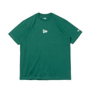 半袖 コットン Tシャツ Flag Logo Mini フラッグロゴ ダークグリーン レギュラーフィット - 13534572-S | NEW ERA ニューエラ公式オンラインストア