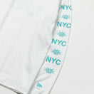 長袖 コットン Tシャツ New York City NYC フラッグロゴ ホワイト × エメラルドグリーン レギュラーフィット - 13330953-S | NEW ERA ニューエラ公式オンラインストア