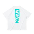 半袖 オーバーサイズド パフォーマンス Tシャツ Rear Vertical Logo バーチカルロゴ ホワイト/ティント【Performance Apparel】 - 13516844-S | NEW ERA ニューエラ公式オンラインストア