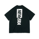 半袖 オーバーサイズド パフォーマンス Tシャツ Rear Vertical Logo バーチカルロゴ ブラック【Performance Apparel】 - 13516846-S | NEW ERA ニューエラ公式オンラインストア