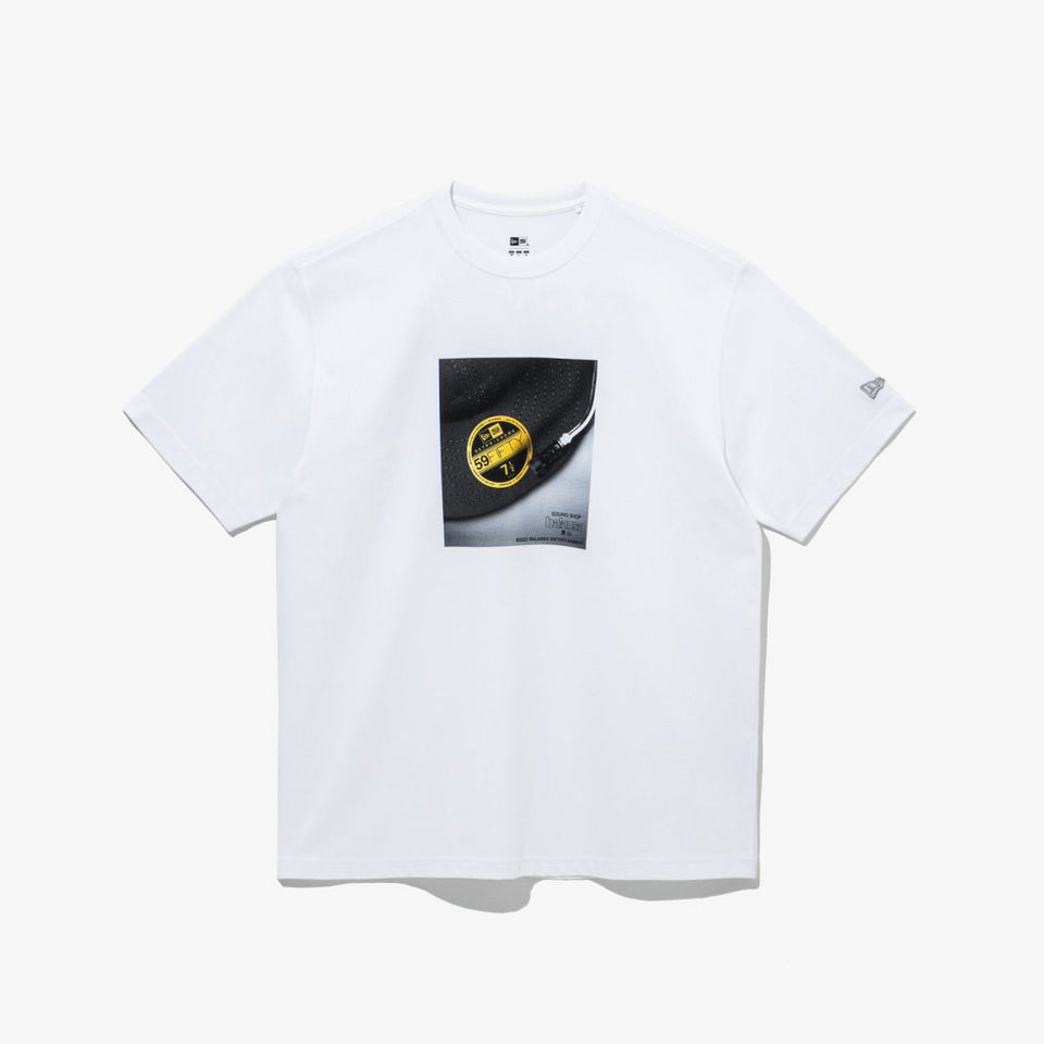 半袖 パフォーマンス Tシャツ SOUND SHOP balansa キャップテーブル ホワイト - 13870625-S | NEW ERA ニューエラ公式オンラインストア